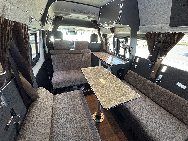 キャンピングカーバンコン