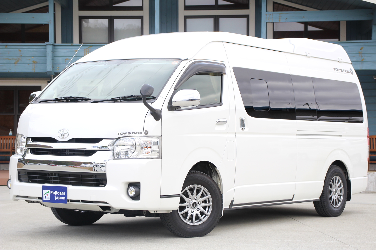 キャンピングカーバンコン