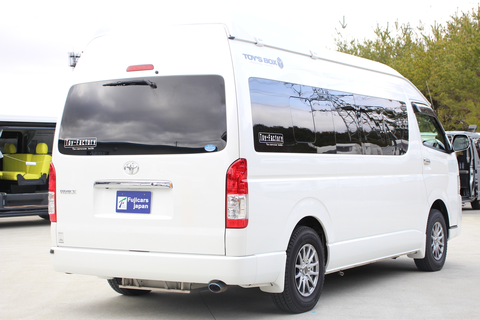 キャンピングカーバンコン