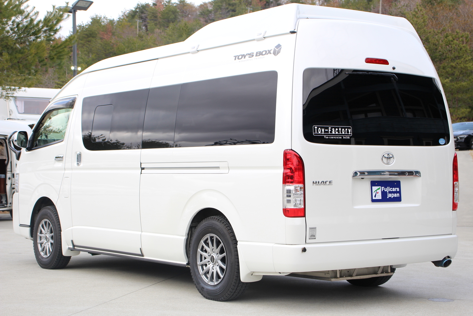 キャンピングカーバンコン