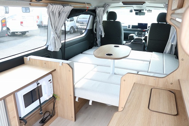 キャンピングカーバンコン