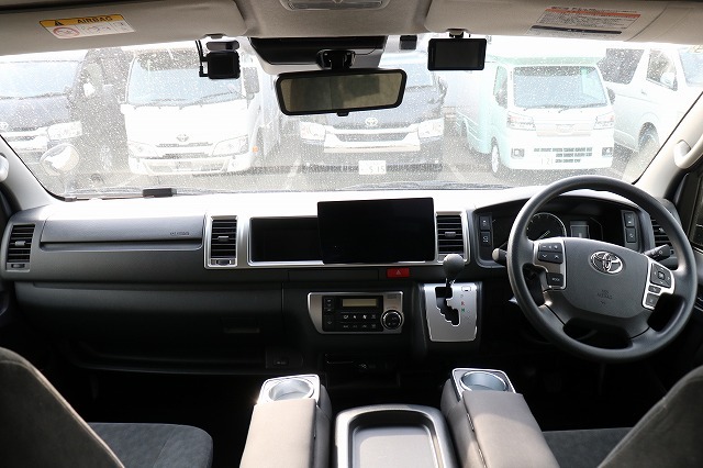 キャンピングカーバンコン