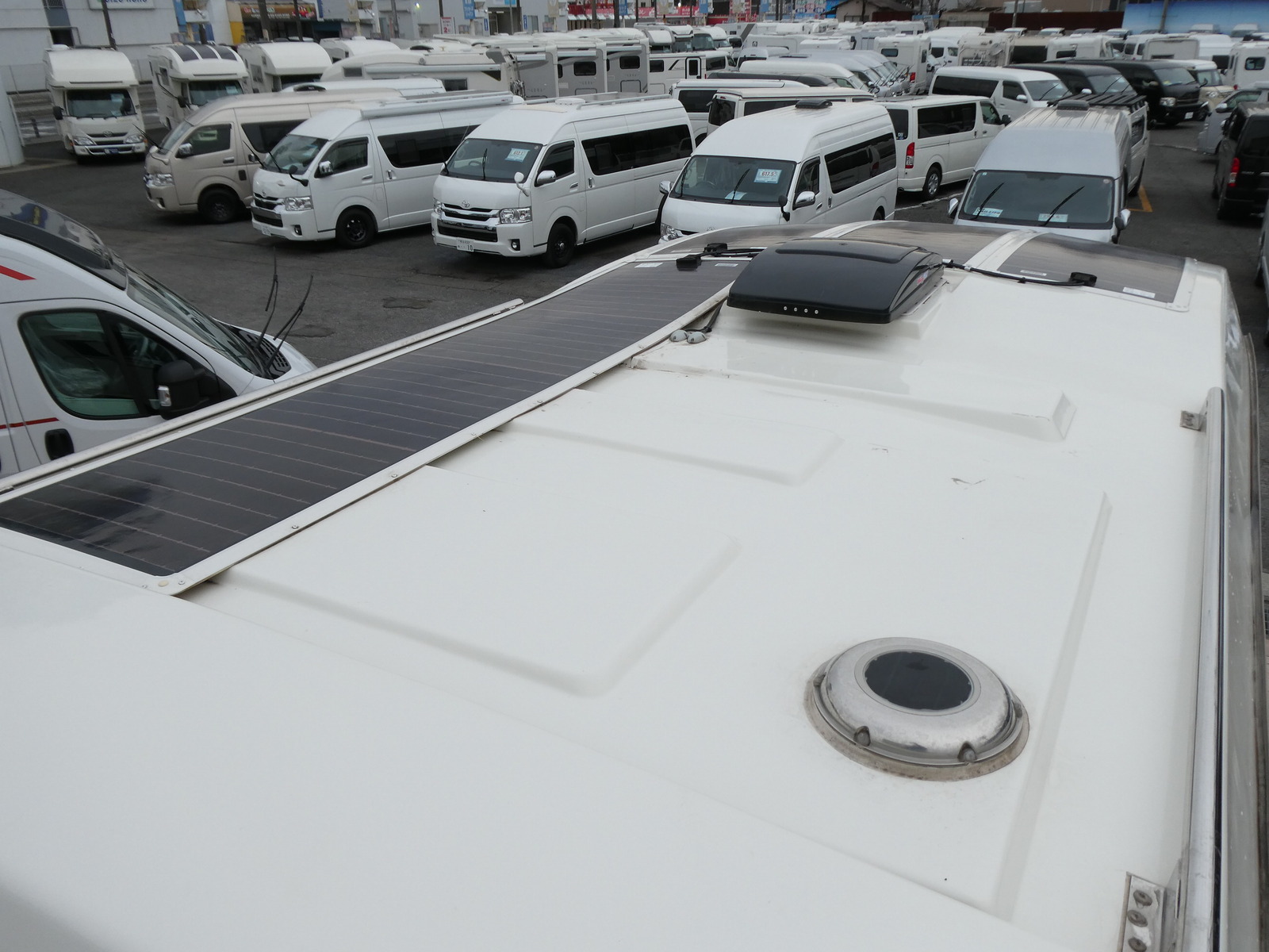 キャンピングカーキャブコン