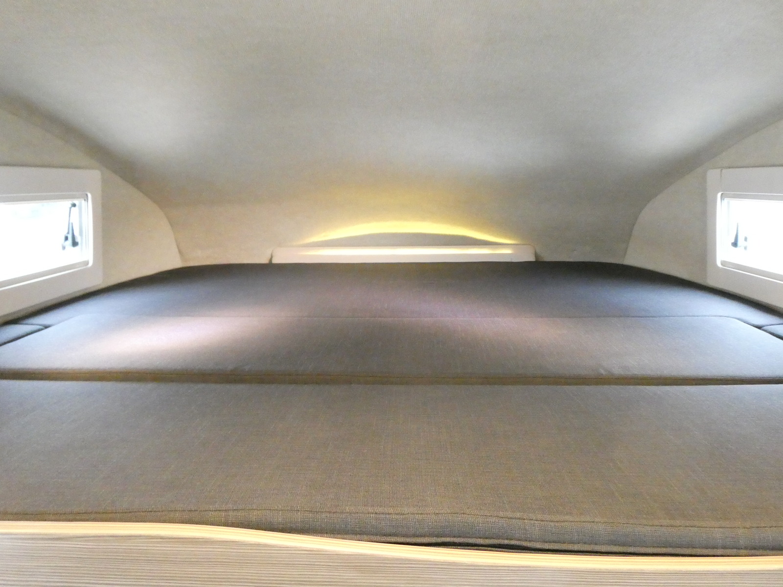 キャンピングカーキャブコン