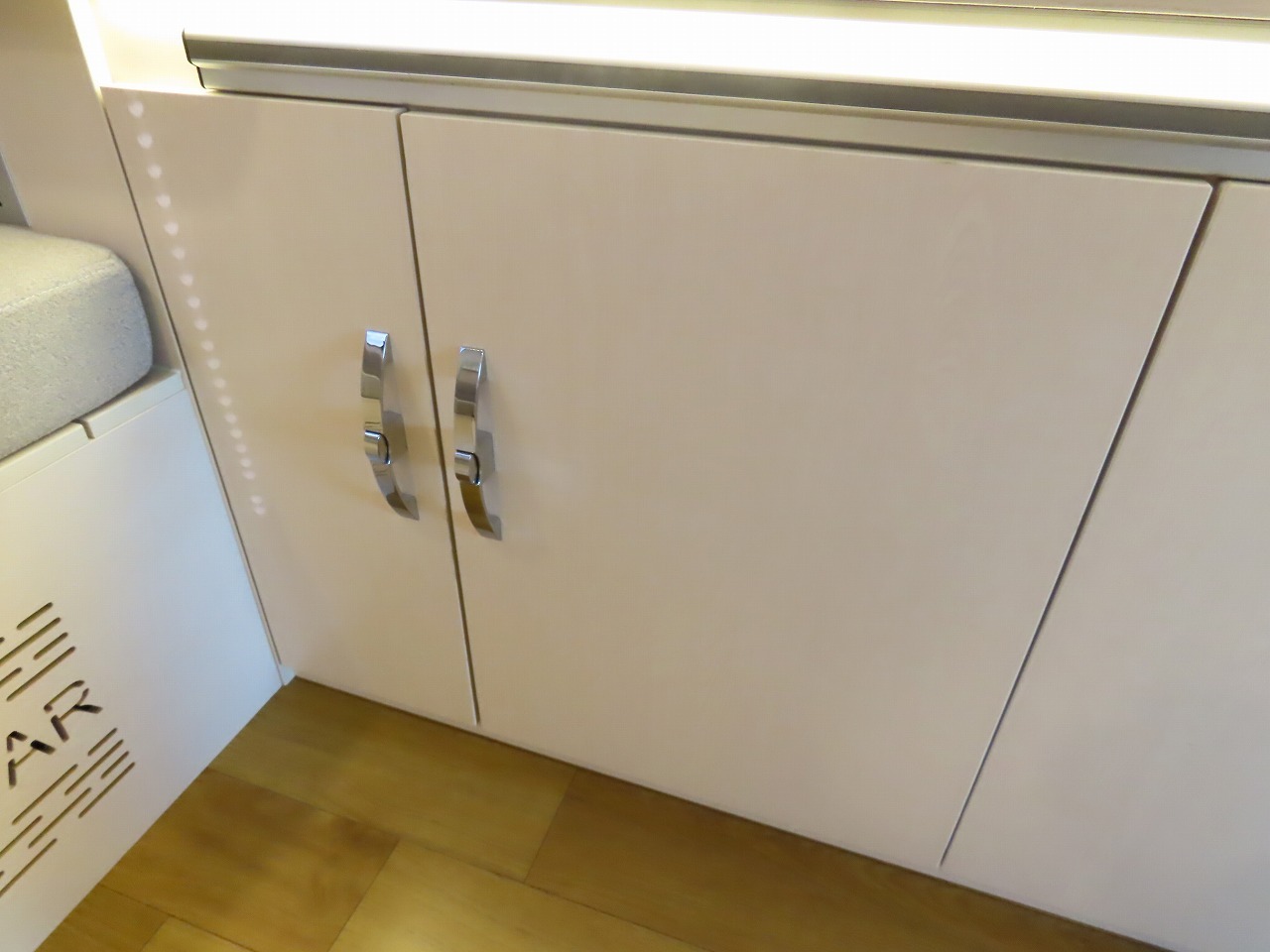 キャンピングカー軽キャンパー