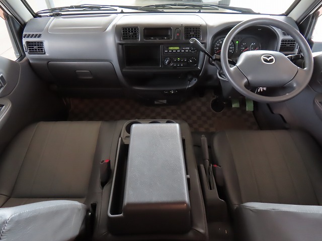 キャンピングカーキャブコン