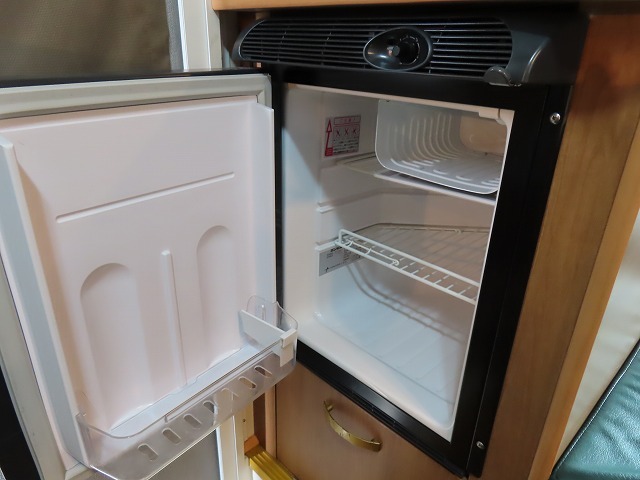 キャンピングカーキャブコン