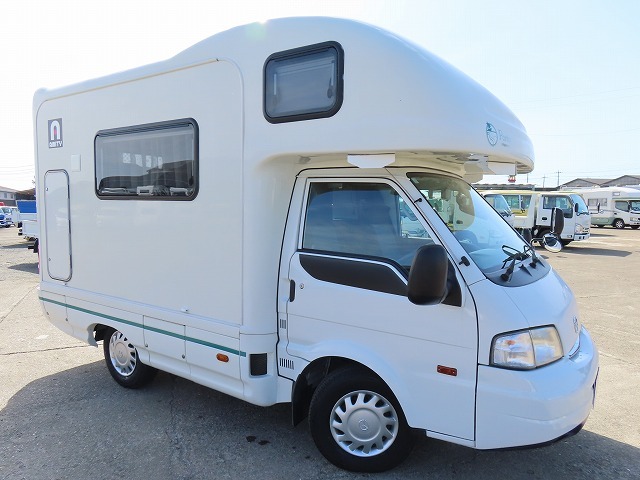 キャンピングカーキャブコン