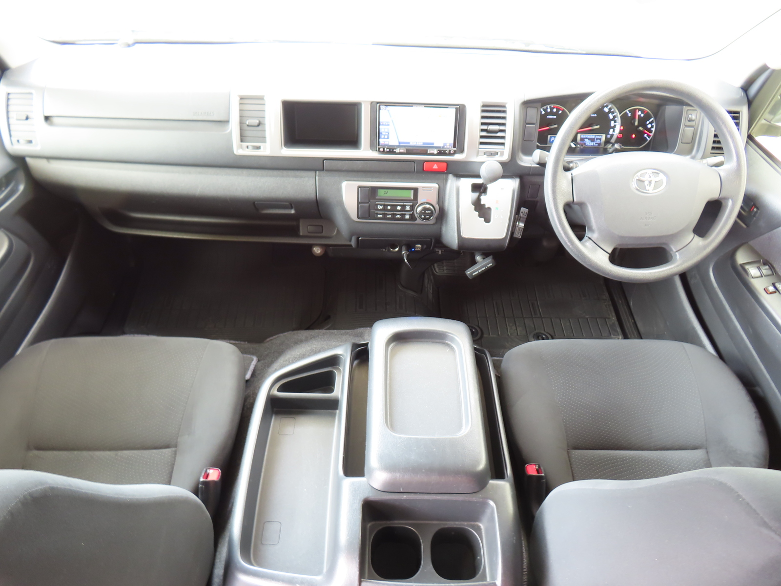 キャンピングカーバンコン