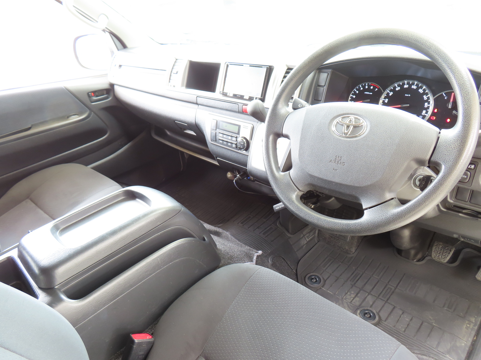 キャンピングカーバンコン