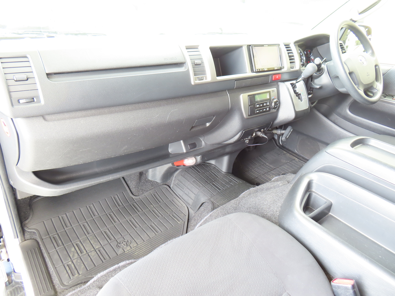 キャンピングカーバンコン