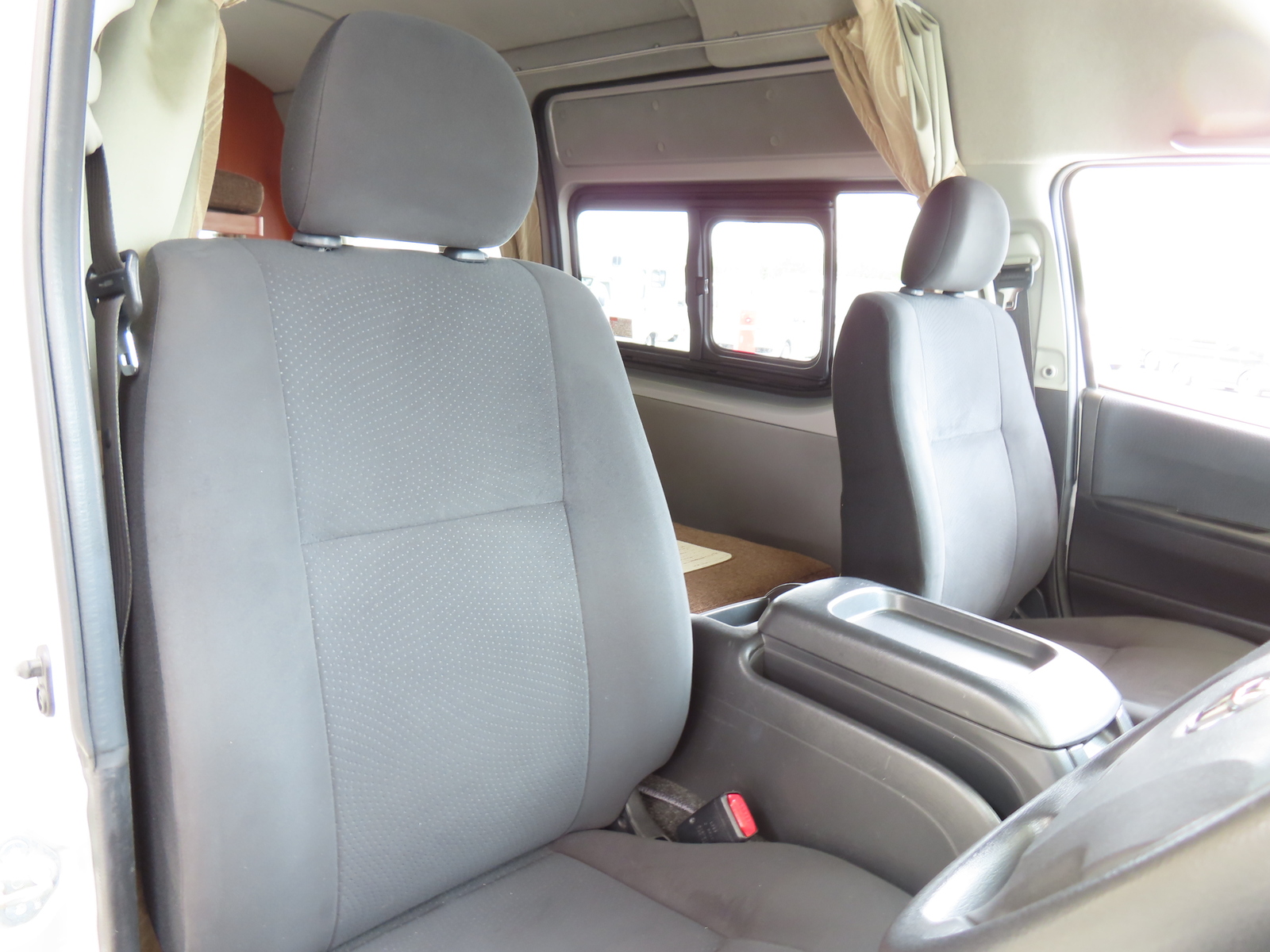 キャンピングカーバンコン