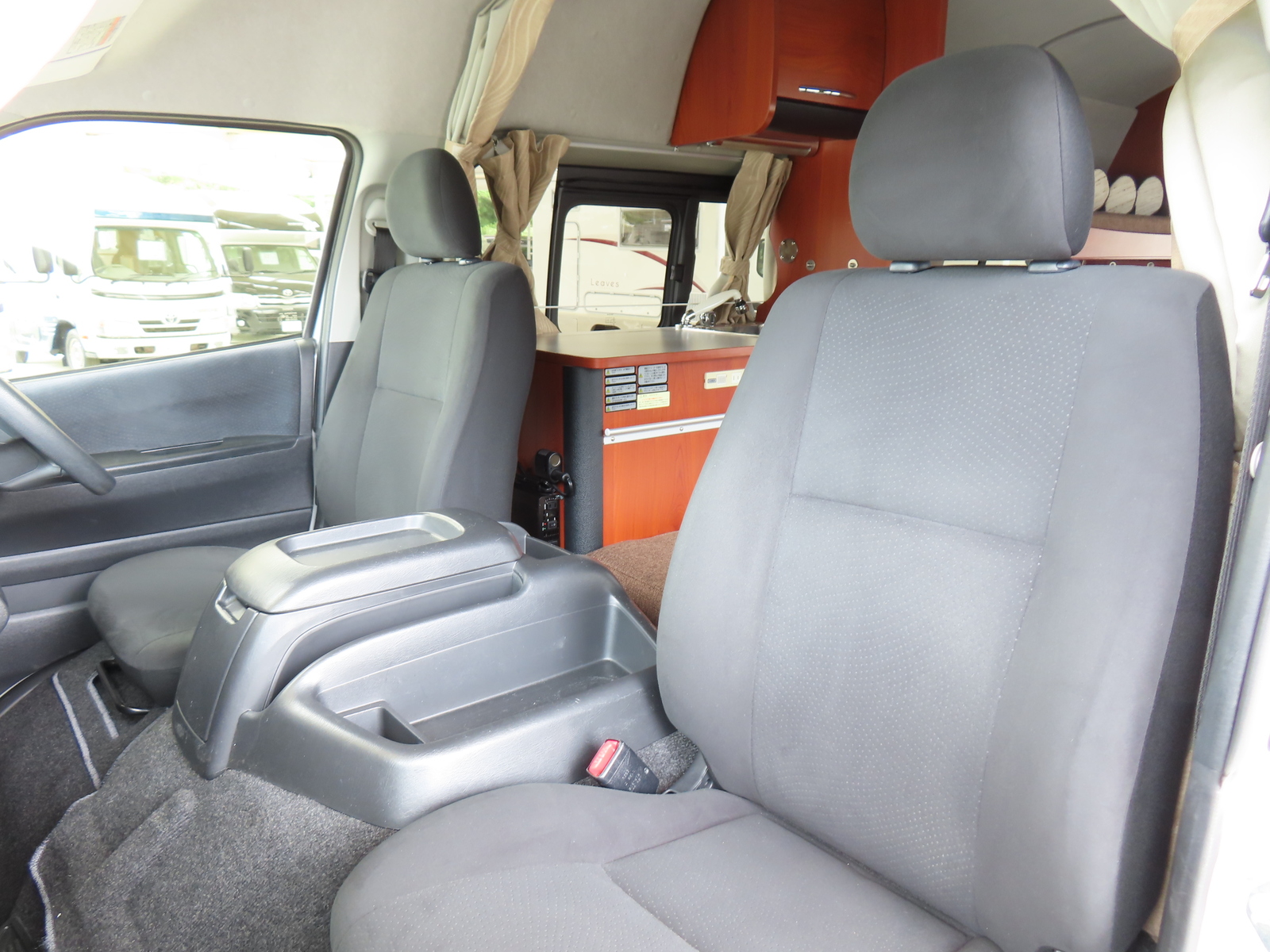 キャンピングカーバンコン