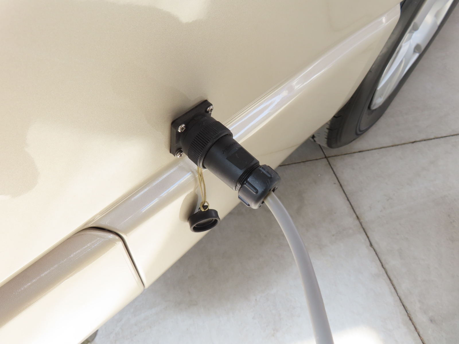 キャンピングカーバンコン