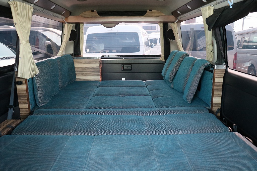 キャンピングカーバンコン