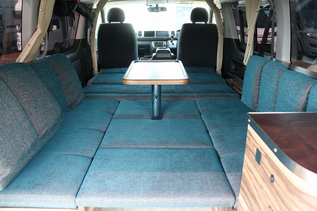 キャンピングカーバンコン