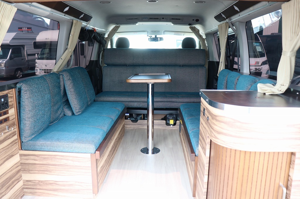 キャンピングカーバンコン