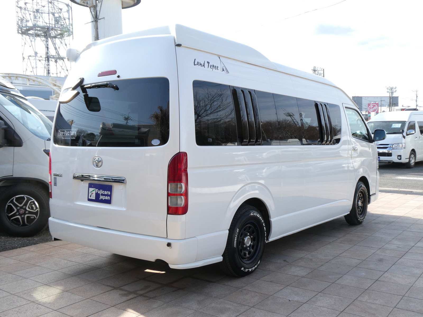 キャンピングカーバンコン