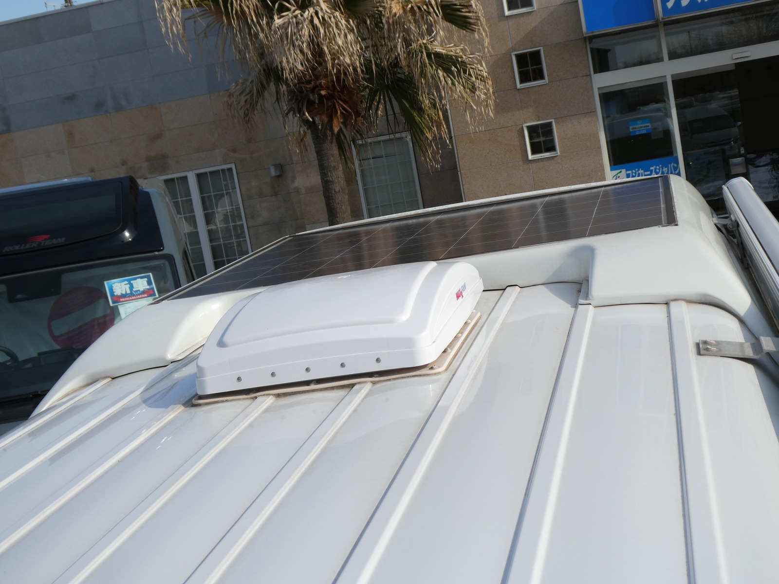 キャンピングカーバンコン