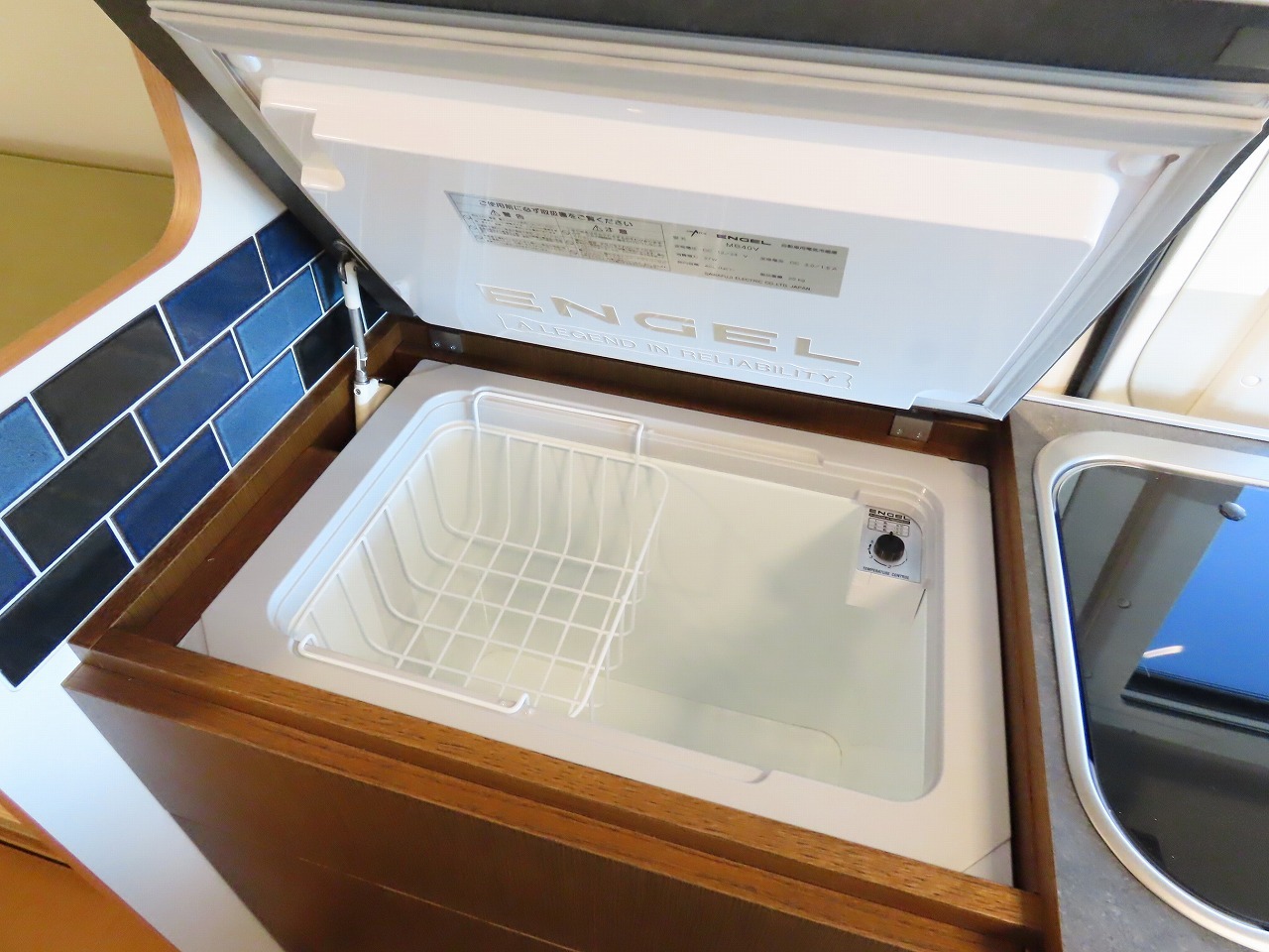 キャンピングカーバンコン