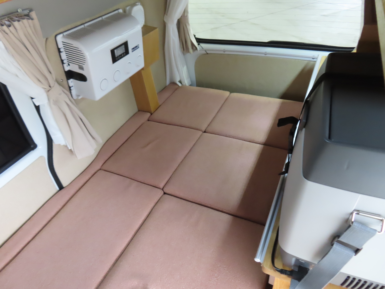 キャンピングカーバンコン