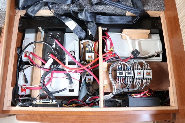 キャンピングカーキャブコン