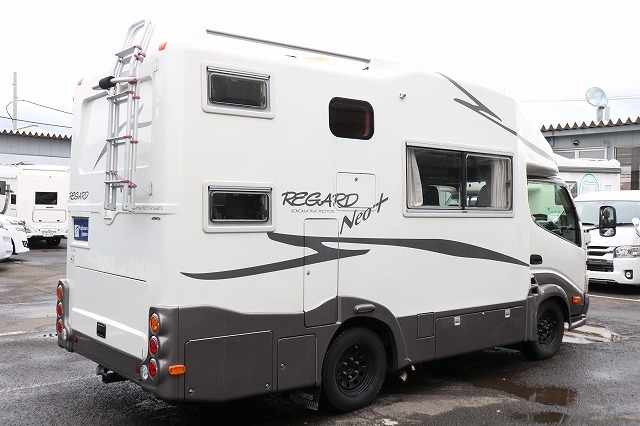 キャンピングカーキャブコン