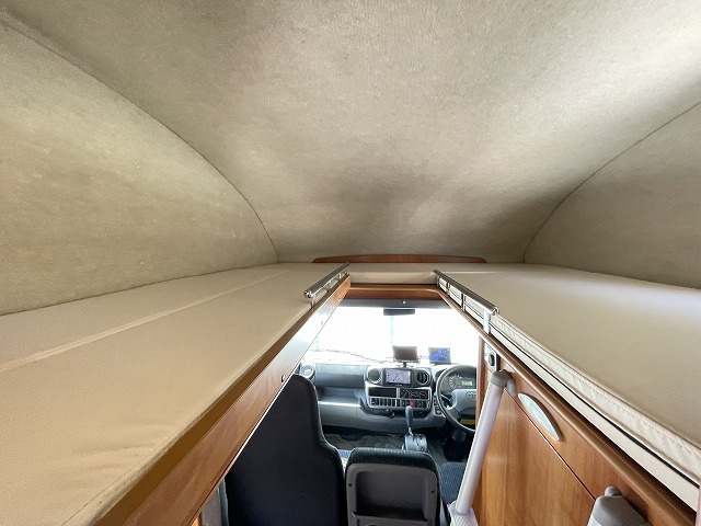 キャンピングカーキャブコン