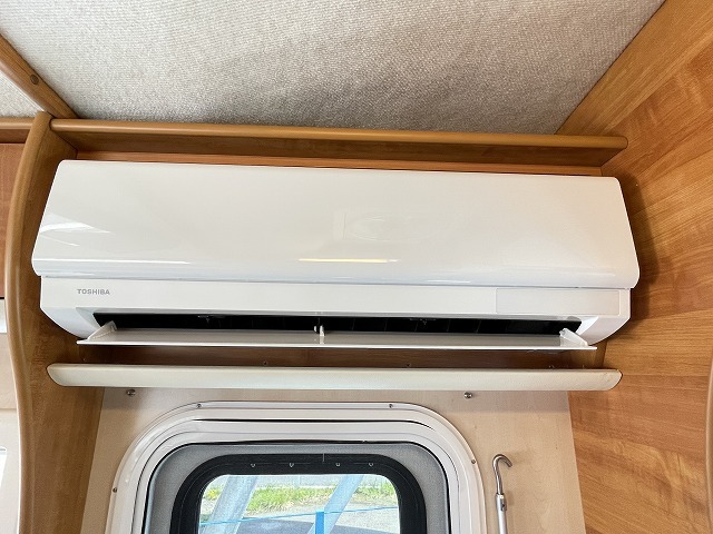 キャンピングカーキャブコン