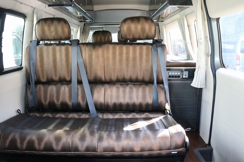 キャンピングカーバンコン