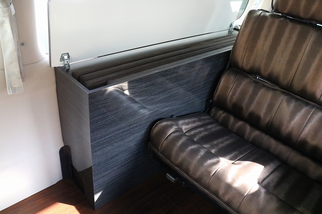 キャンピングカーバンコン