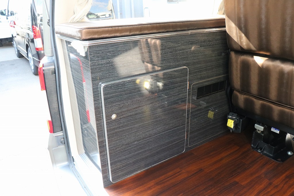 キャンピングカーバンコン