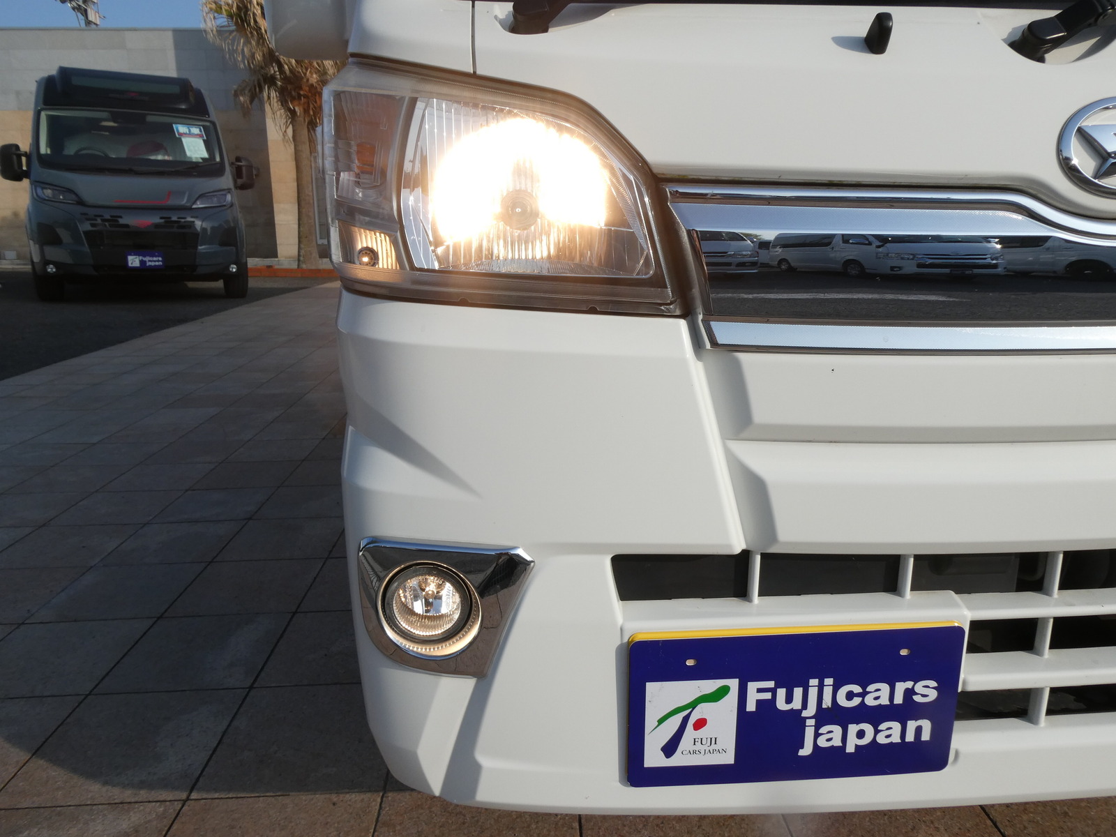 キャンピングカー軽キャンパー