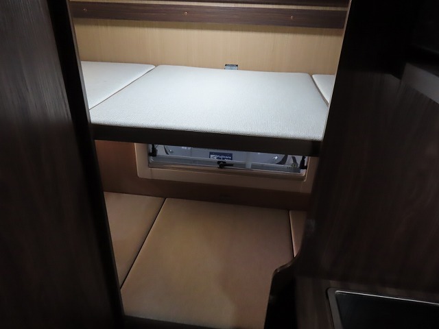 キャンピングカーキャブコン