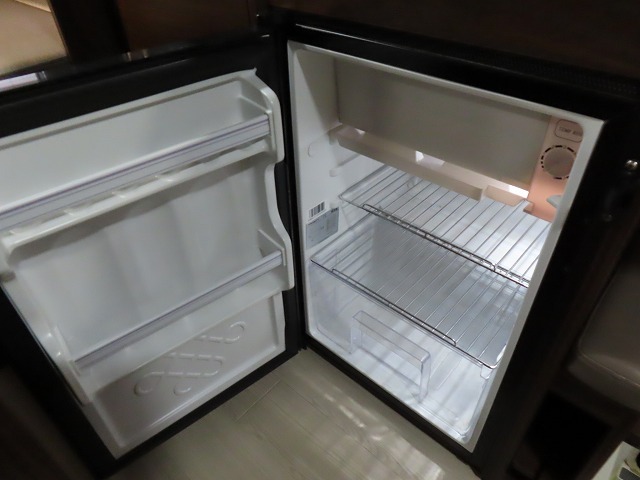 キャンピングカーキャブコン