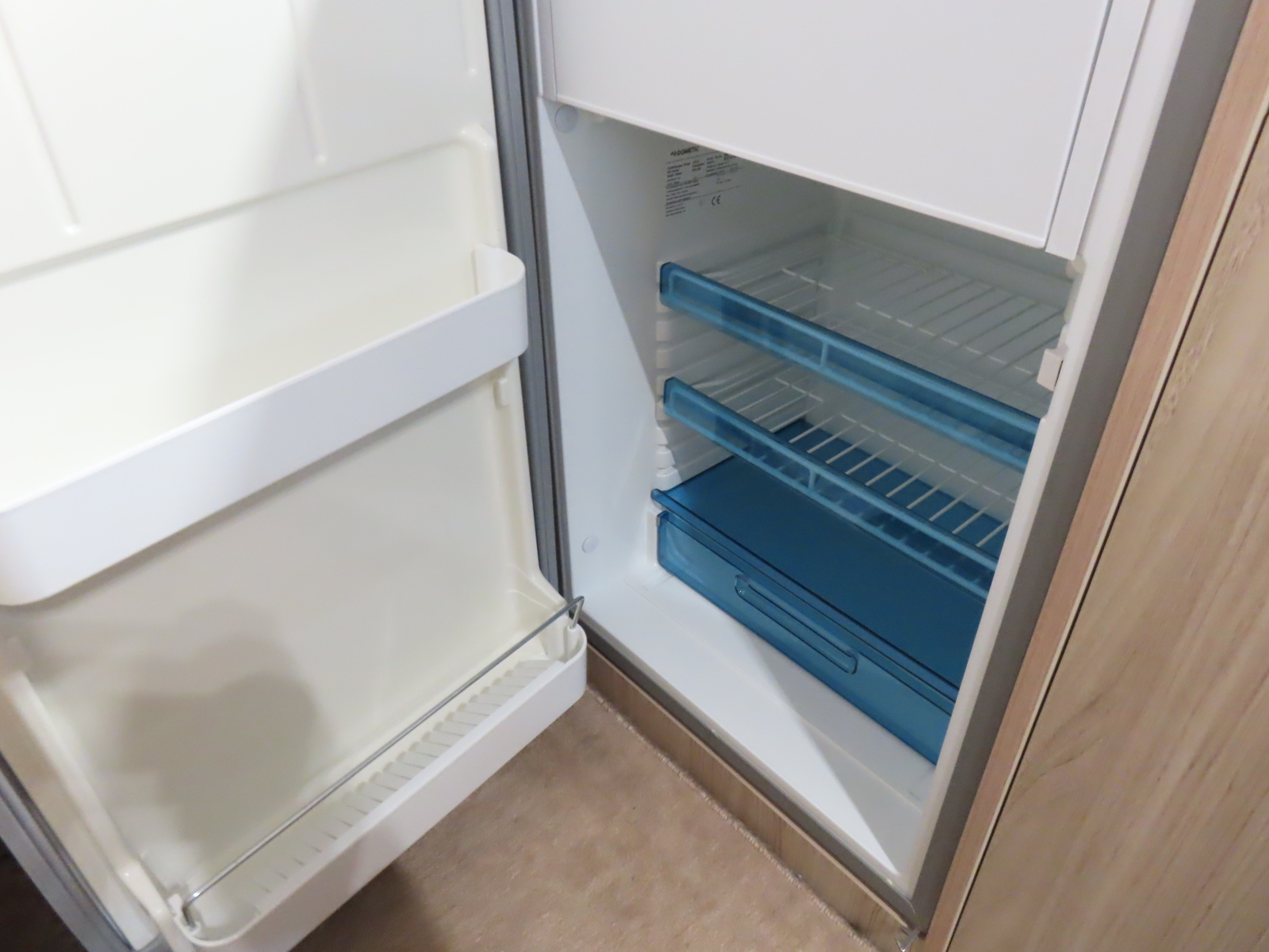 キャンピングカーキャブコン