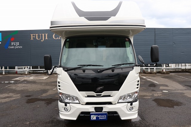 キャンピングカーキャブコン