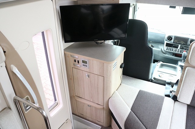 キャンピングカーキャブコン