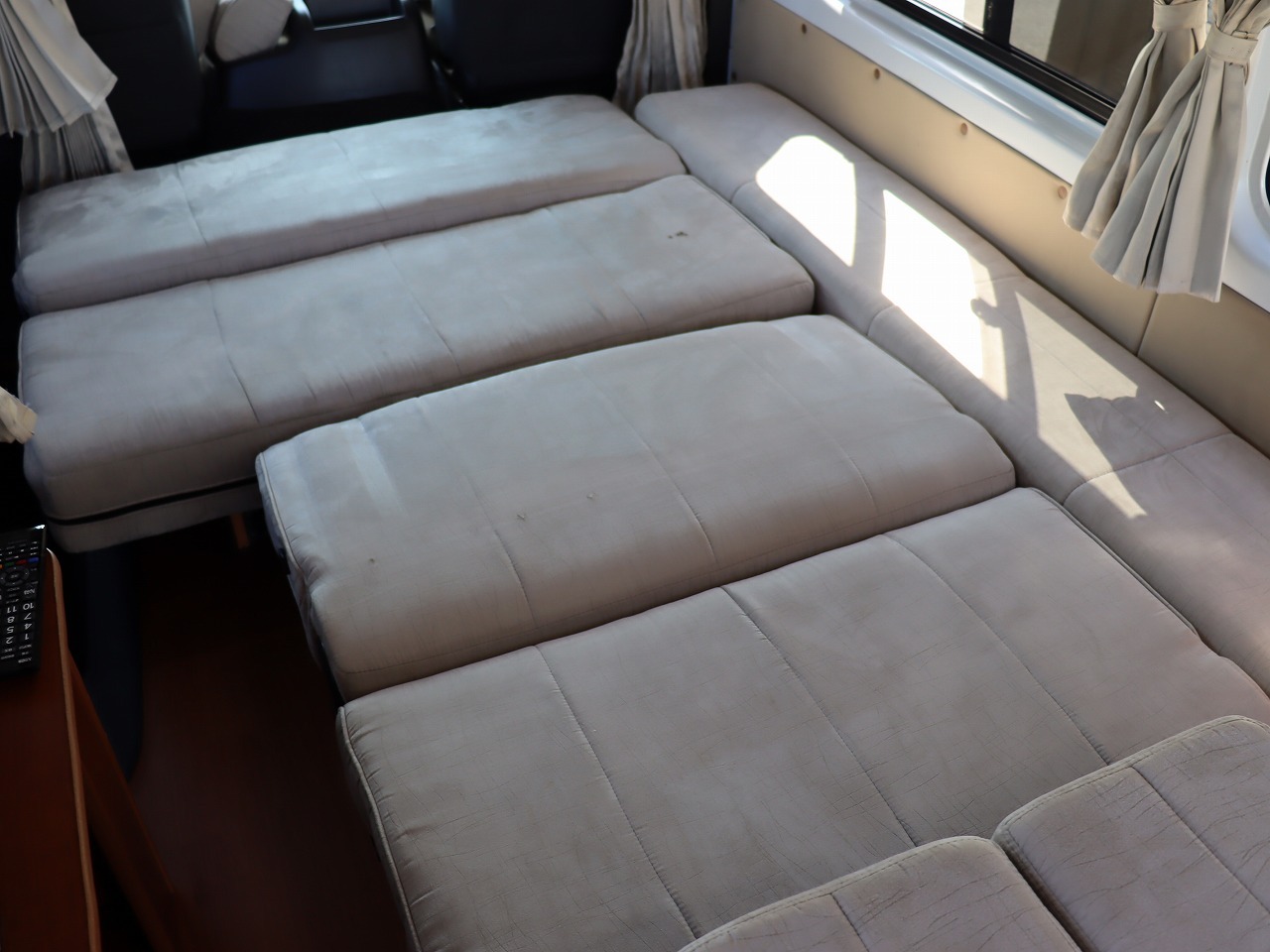 キャンピングカーバンコン