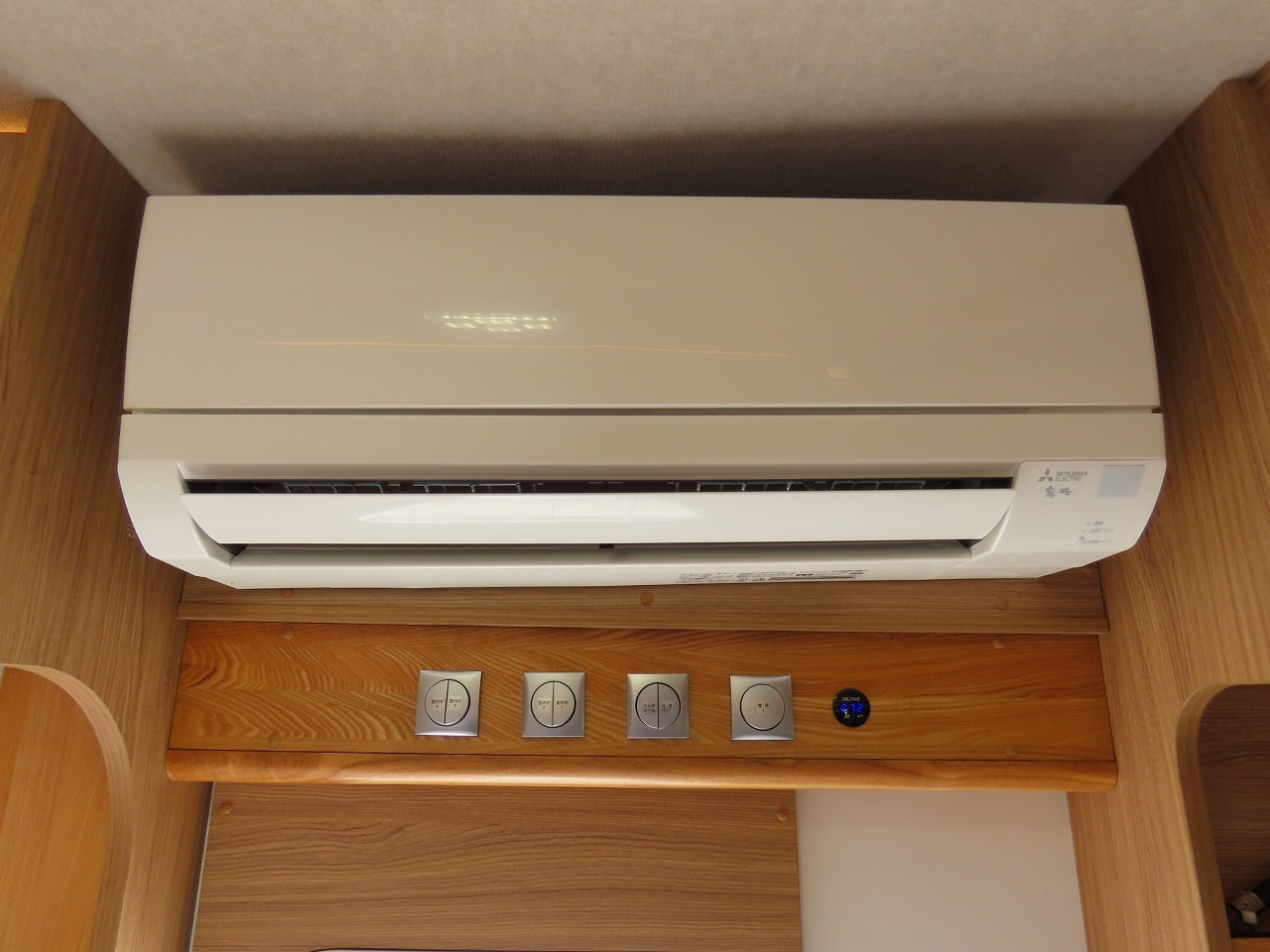 キャンピングカーキャブコン