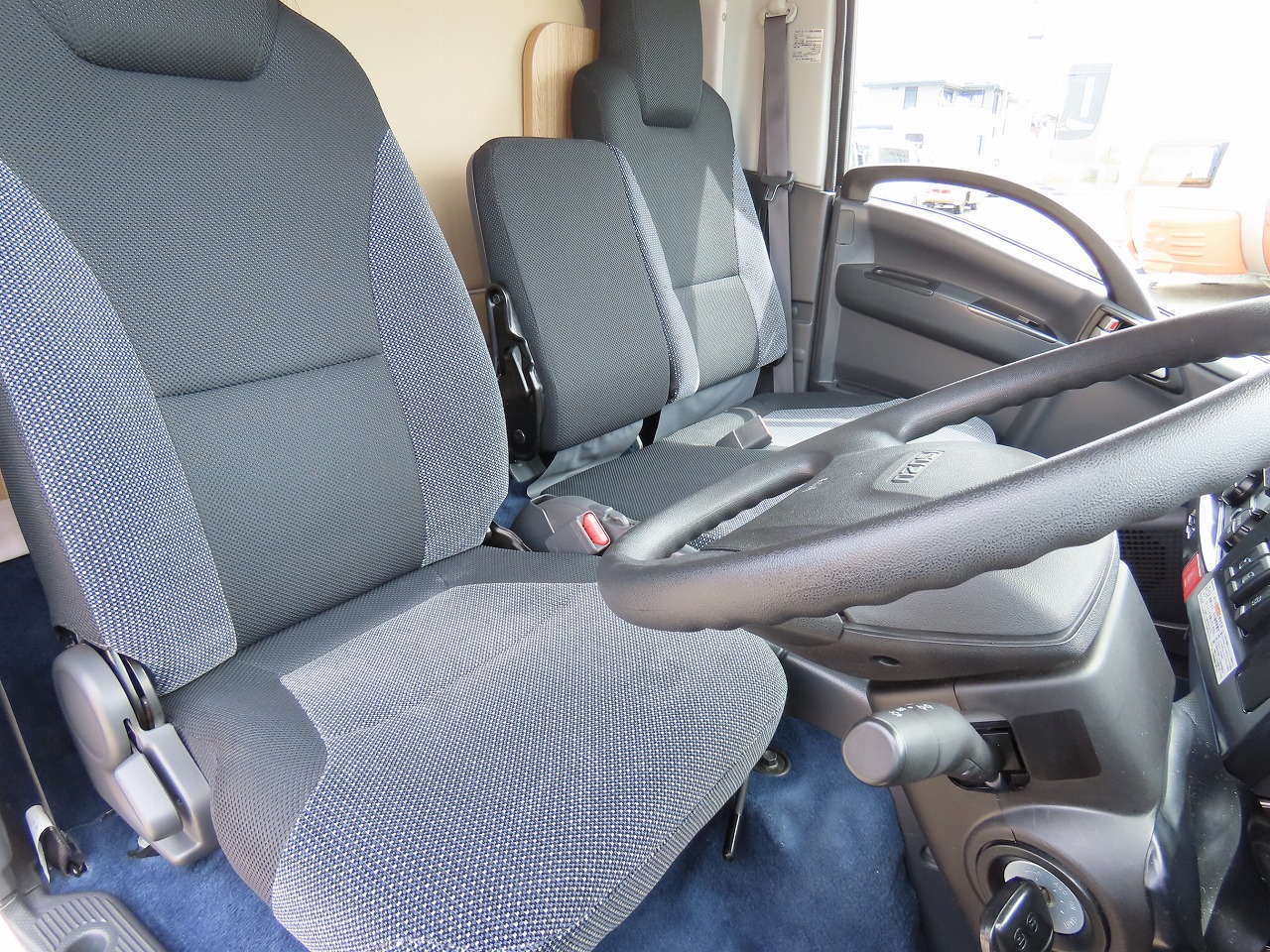 キャンピングカーキャブコン