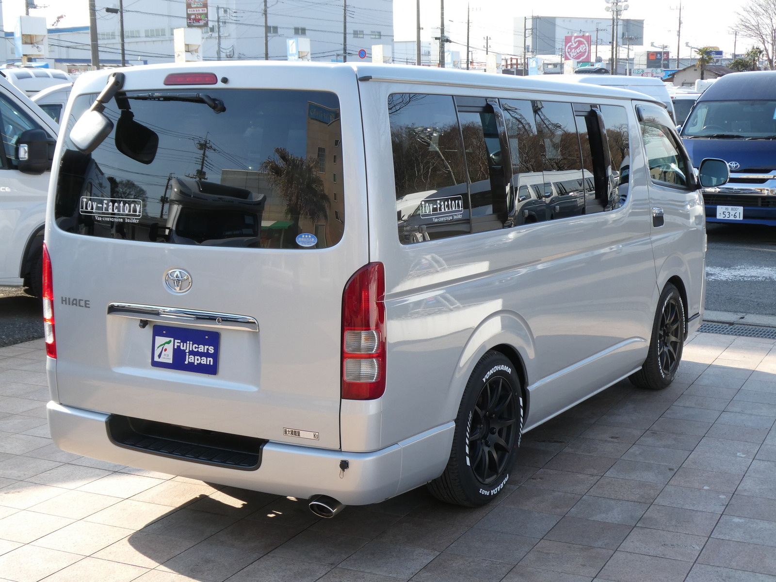 キャンピングカーバンコン