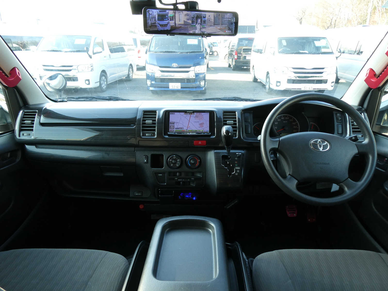 キャンピングカーバンコン