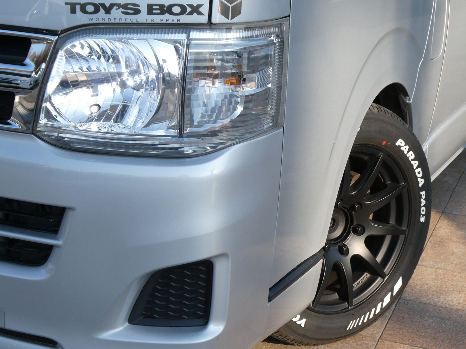 キャンピングカーバンコン