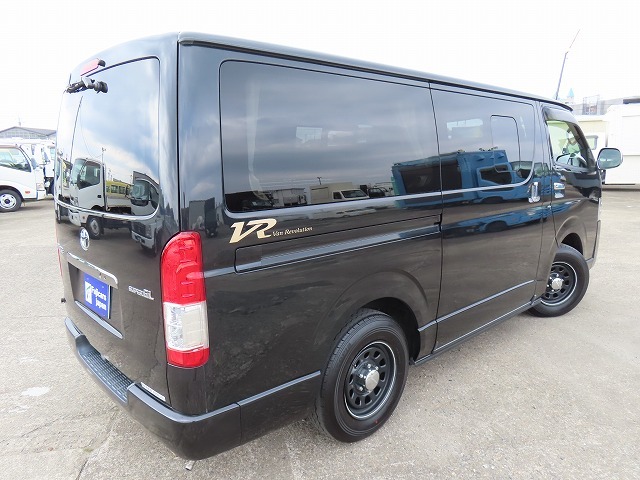 キャンピングカーバンコン