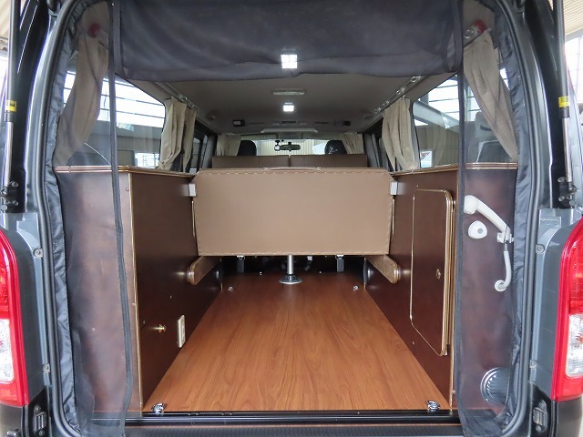 キャンピングカーバンコン