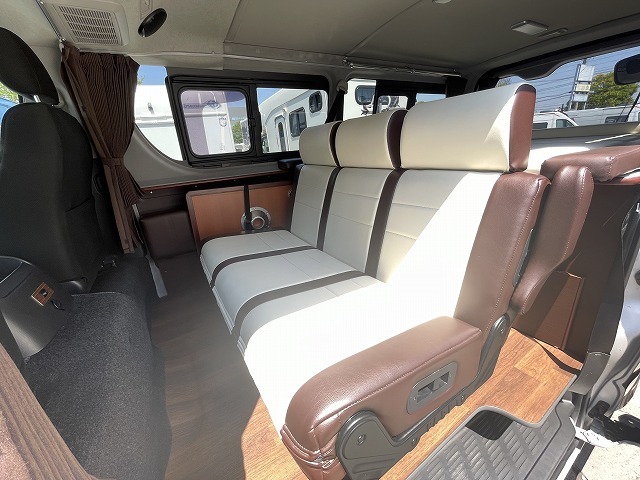 キャンピングカーバンコン