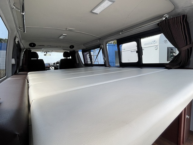 キャンピングカーバンコン