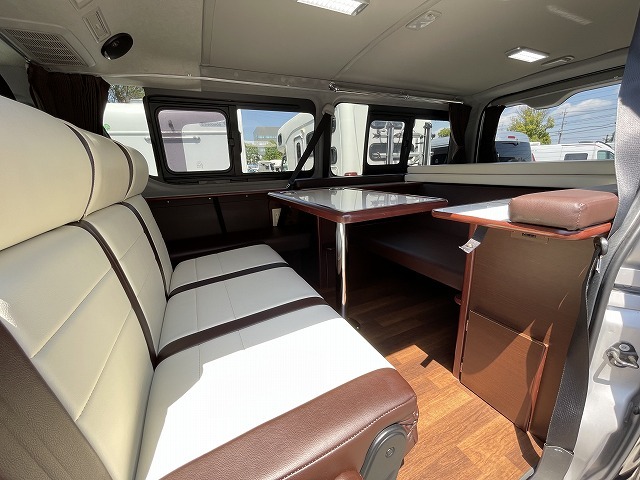 キャンピングカーバンコン