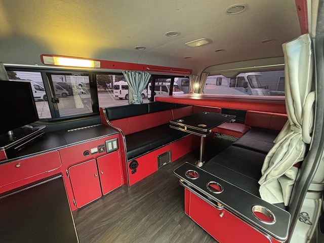 キャンピングカーバンコン